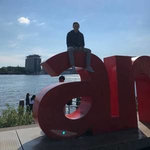 Meet your Posher, Grant